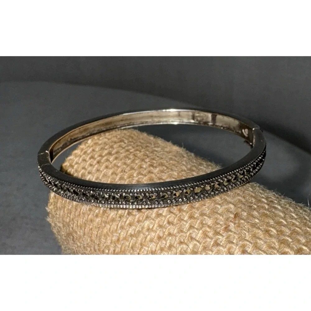 Sterling‎ Silver 925 Marcasite Bangle Bracelet Eternity Heart Suspicion Thailand